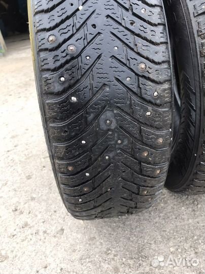 Nokian Tyres Hakkapeliitta 8 18.4/65 R15