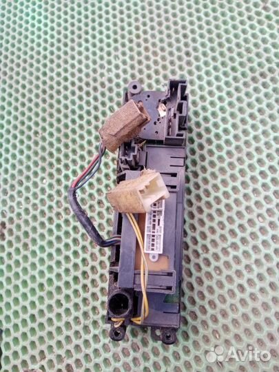 Блок управления печкой Nissan Primera P10
