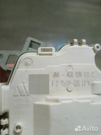 Замок двери задней левой touareg 3 cr7 original