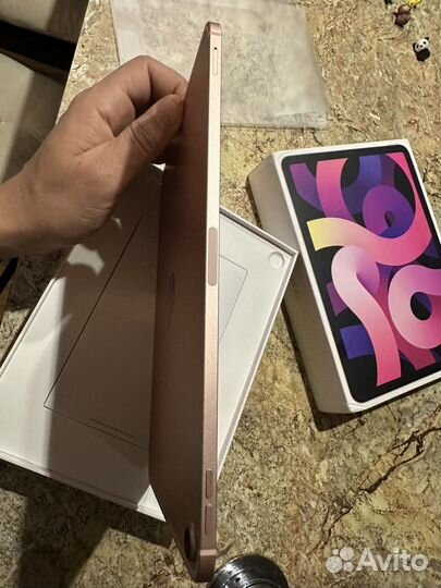 iPad Air (4-го поколения) Wi-Fi + Cellular