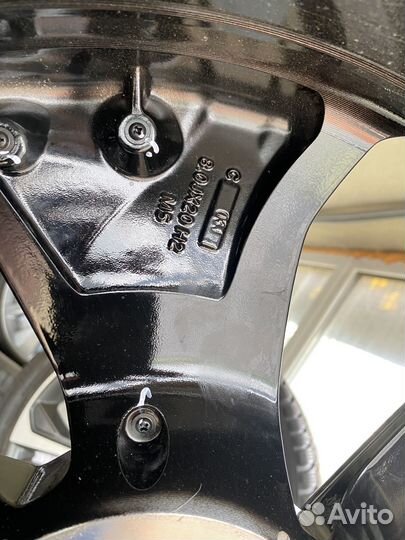 Новые оригинальные колеса Kia Carnival 3/KA4 R20