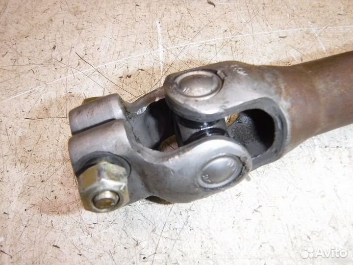 Кардан рулевой Volvo 440