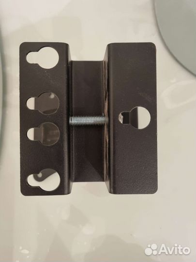 Крепление для телевизора