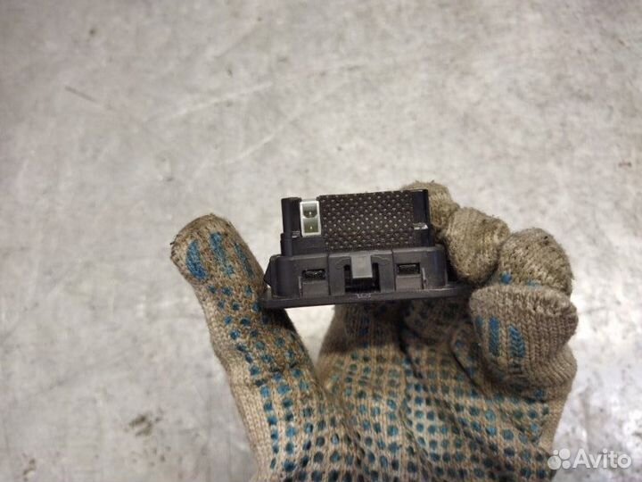 Плафон салонный Kia Ceed JD хетчбэк 1.6 GDI G4FD