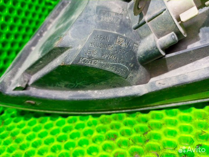 Поворотник правый outback bg bk b11