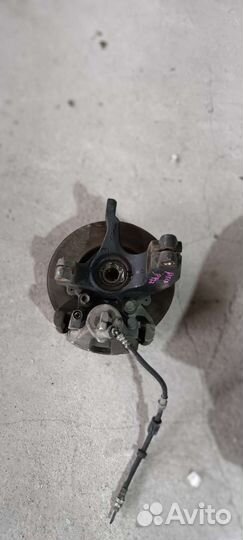 Цапфа левая Mazda 3 BL. Оригинал