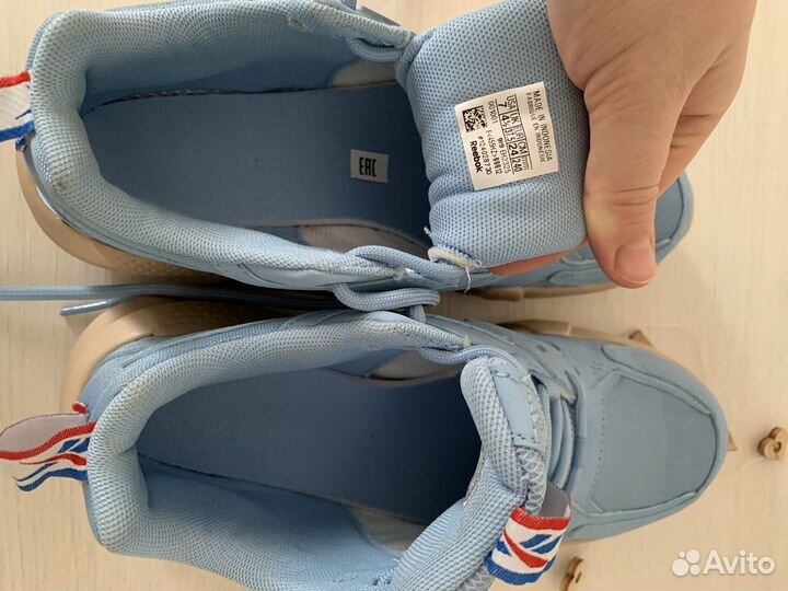 Кроссовки reebok женские