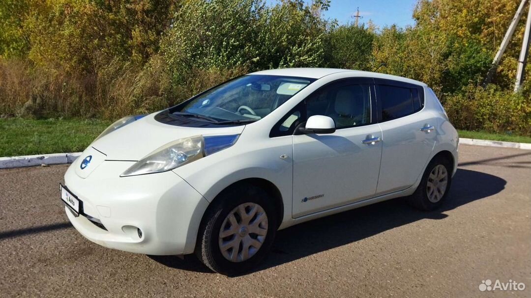 Nissan Leaf AT, 2011, 105 000 км