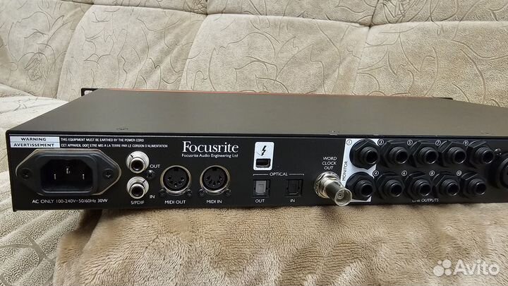 Звуковая карта Focusrite Clarett 8pre TB2