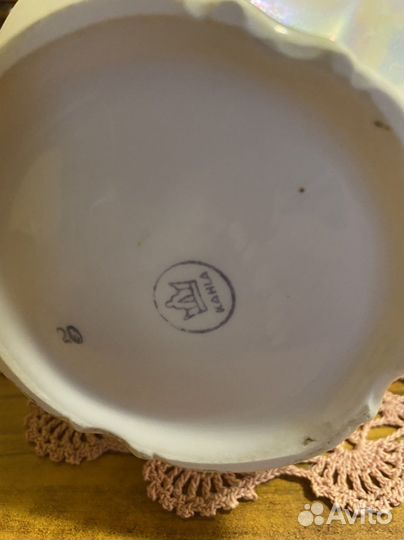 Фарфоровый чайник от сервиз «Роза»