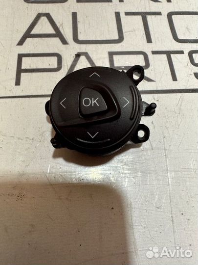 Кнопка руля левая Ford Focus 3 CB8 1.6L ecoboost