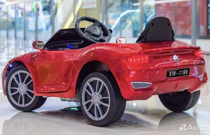 Детский электромобиль