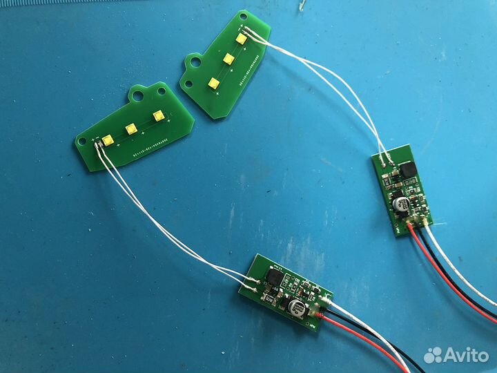 Светодиоды дхо в ресничках Hyundai Santa Fe 3