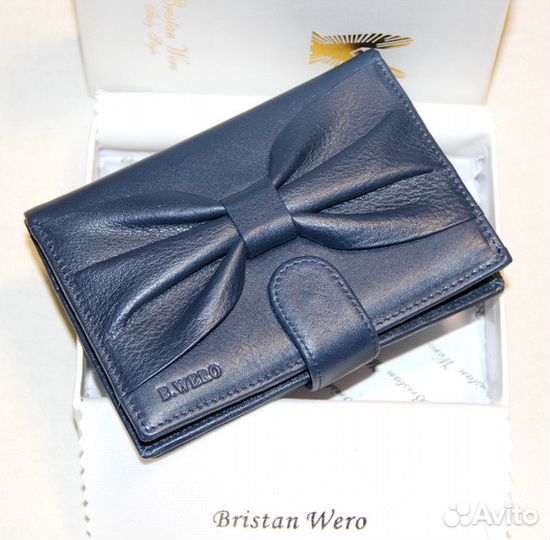 Женская кожаная обложка B Wero авто-паспорт-деньги