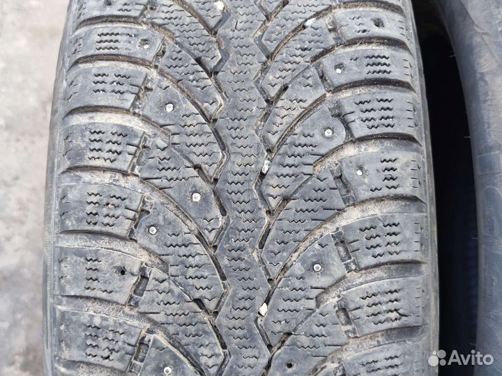 Formula Ice 215/60 R16