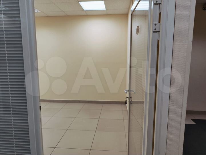 Офис, 12 м²