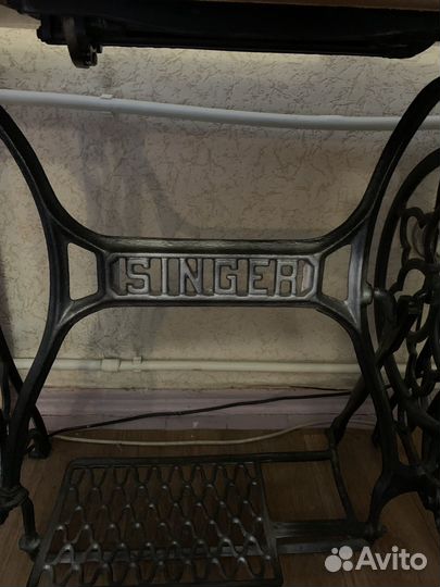 Швейная машинка зингер