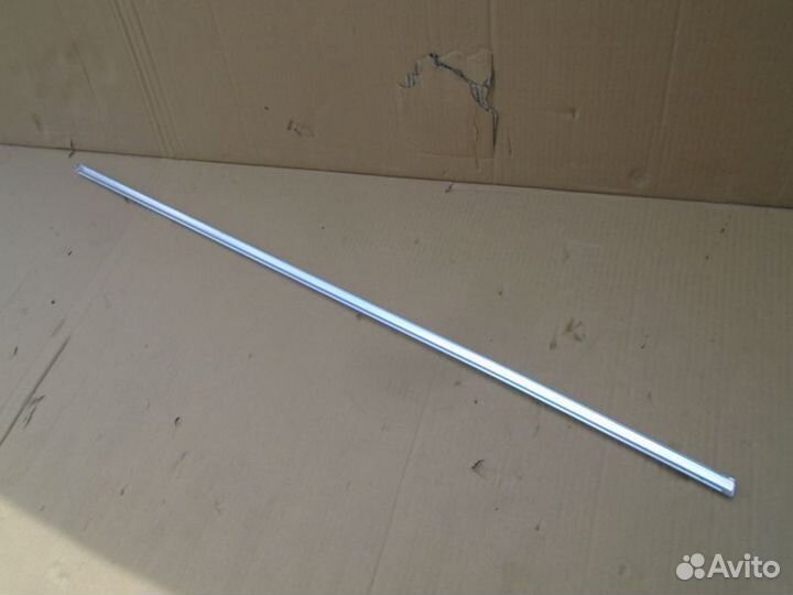 XC90 молдинг хром стекла двери 31699856 / 31699857