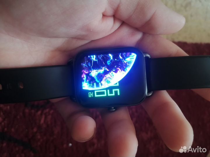 Продам электронные часы с коробуой