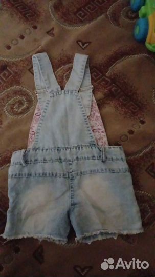 Джинсовый комбинезон для девочки