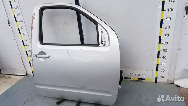 Дверь передняя правая Nissan Pathfinder (04-13 год