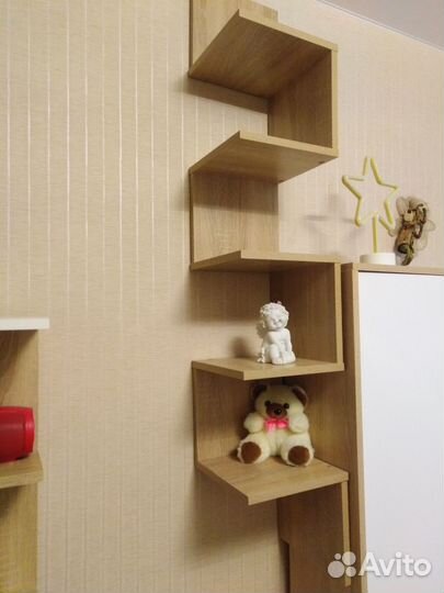 Полка фигурная