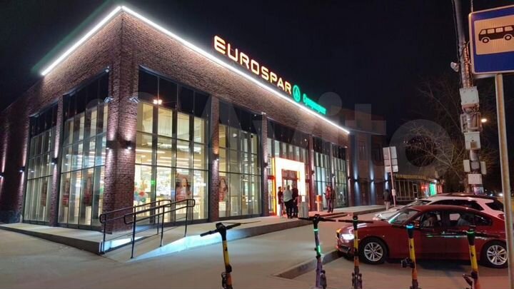 Первый этаж Торговля, ПСН 242.5 м². Собственник