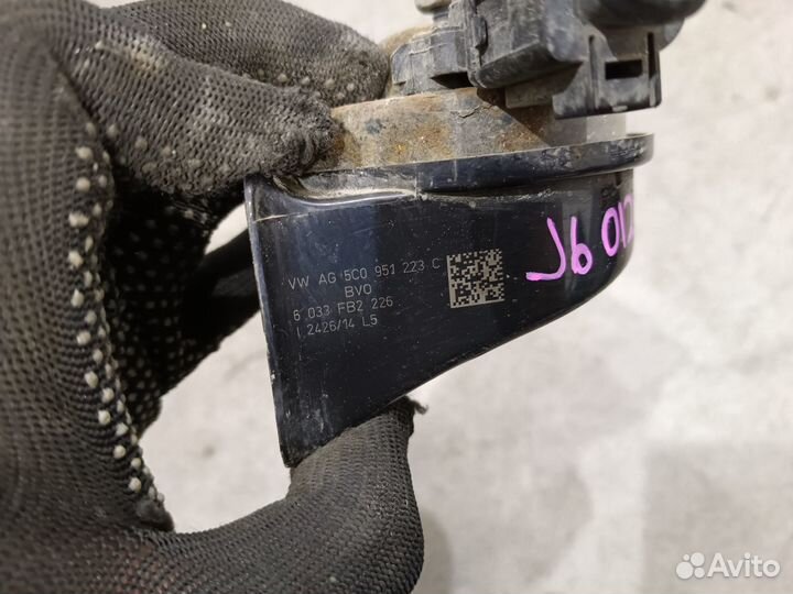 Звуковой сигнал + фишка для Volkswagen Jetta 6