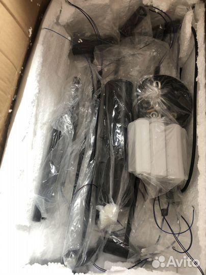 Люстра новая металическая в упаковке