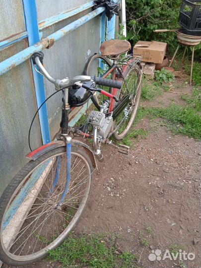 Веломотор на велосипеде