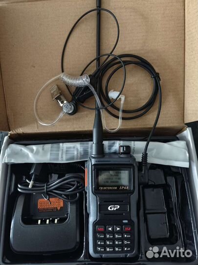 Рация GP X8 IP68 scrembler 8W речная 100-630mhz