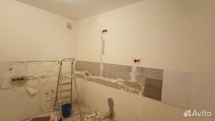 Электрик повесить люстру