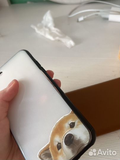 Чехлы на iPhone 8