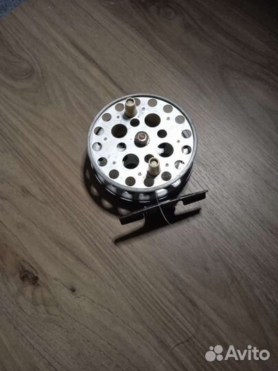 Катушка рыболовная СССР