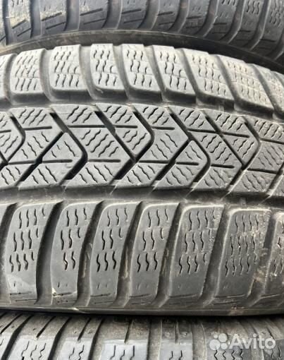 Pirelli Winter Sottozero 3 225/55 R17