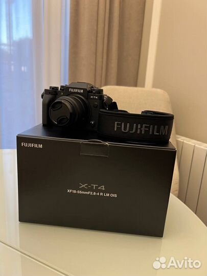 Фотоаппарат Fujifilm X-T 4 Kit Black + XF18-55mm