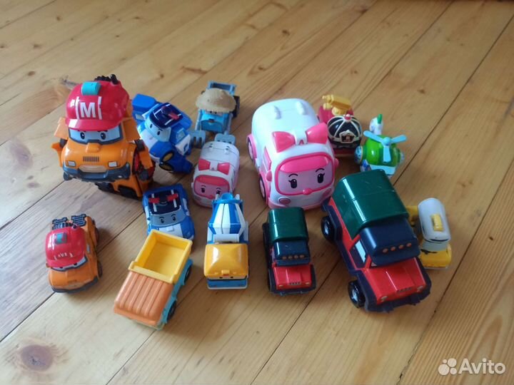 Робокар Поли пакетом