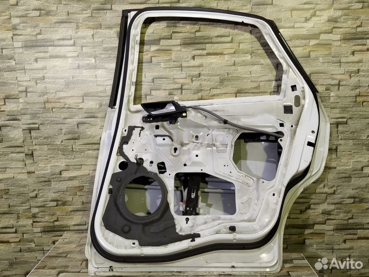 Дверь задняя правая прав. зад. Ford Mondeo