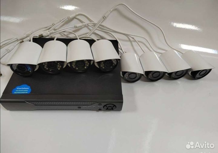 Комплект видеонаблюдения на 8 камер