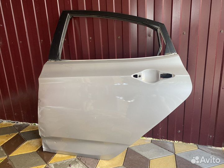 Дверь задняя левая hyundai solaris седан 2015