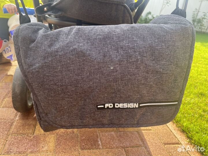 Коляска для двойни