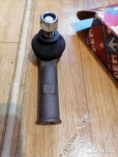 Наконечник рулевой тяги Nissan Sunny