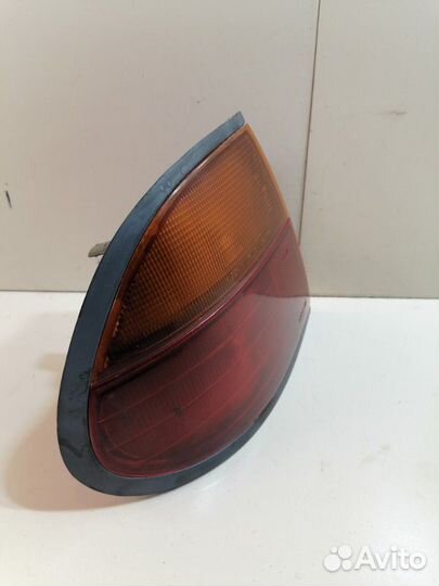 Стоп-сигнал левый Nissan Pulsar EN15 CD20