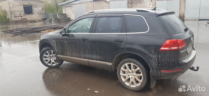 Volkswagen Touareg 3.0 AT, 2011, 129 134 км