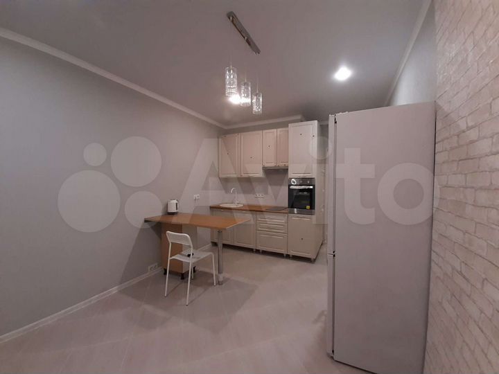 3-к. квартира, 91 м², 9/17 эт.