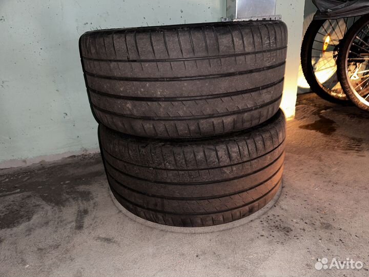 Michelin Pilot Sport 4 S 285/30 R21