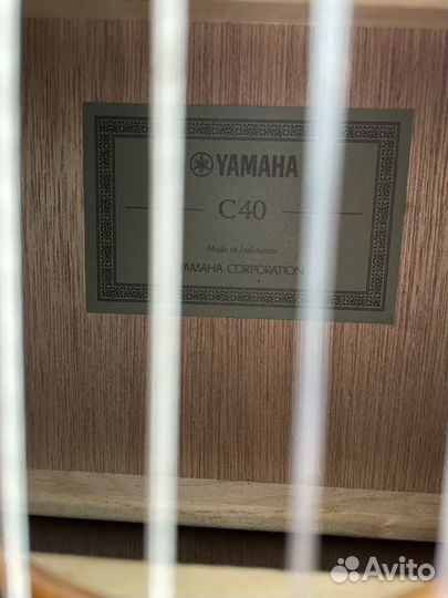 Гитара yamaha c40