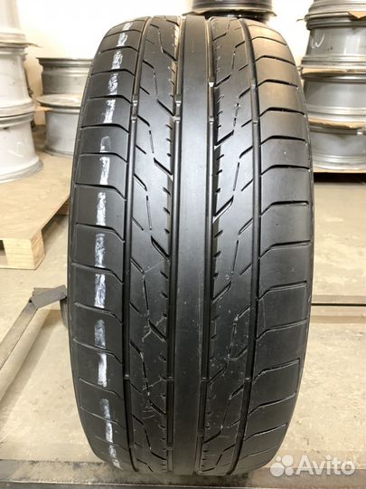 Toyo DRB 225/45 R18 91W