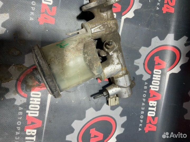 Главный тормозной цилиндр Toyota Tercel EL51 4E-FE