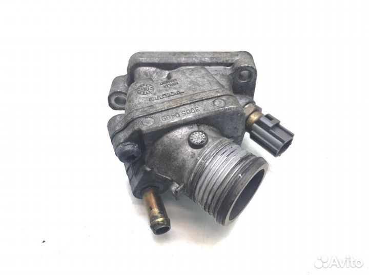 Корпус термостата Volvo V50 2.4 D5 2007